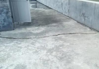 衢江楼顶漏水维修公司分享下如何解决卫生间隐蔽部位漏水的问题?